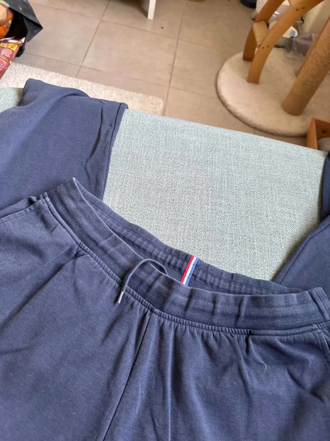 Jogging azul marinho Le Coq Sportif tamanho L – photo 4